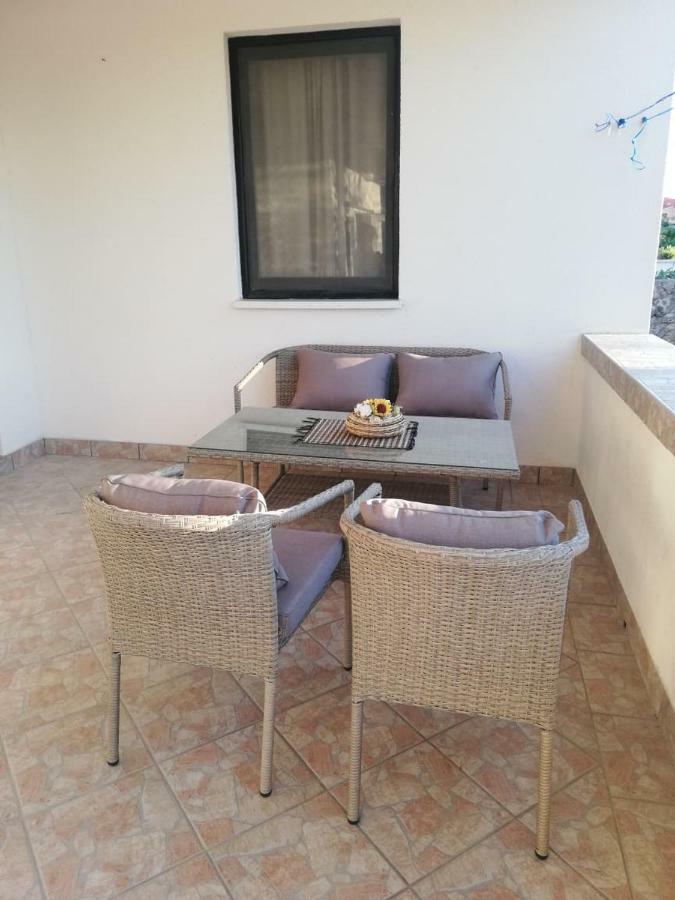 Sandra Vir Exterior photo